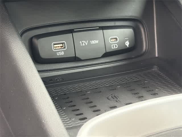 Thumbnail: 2024 Hyundai Venue - 23