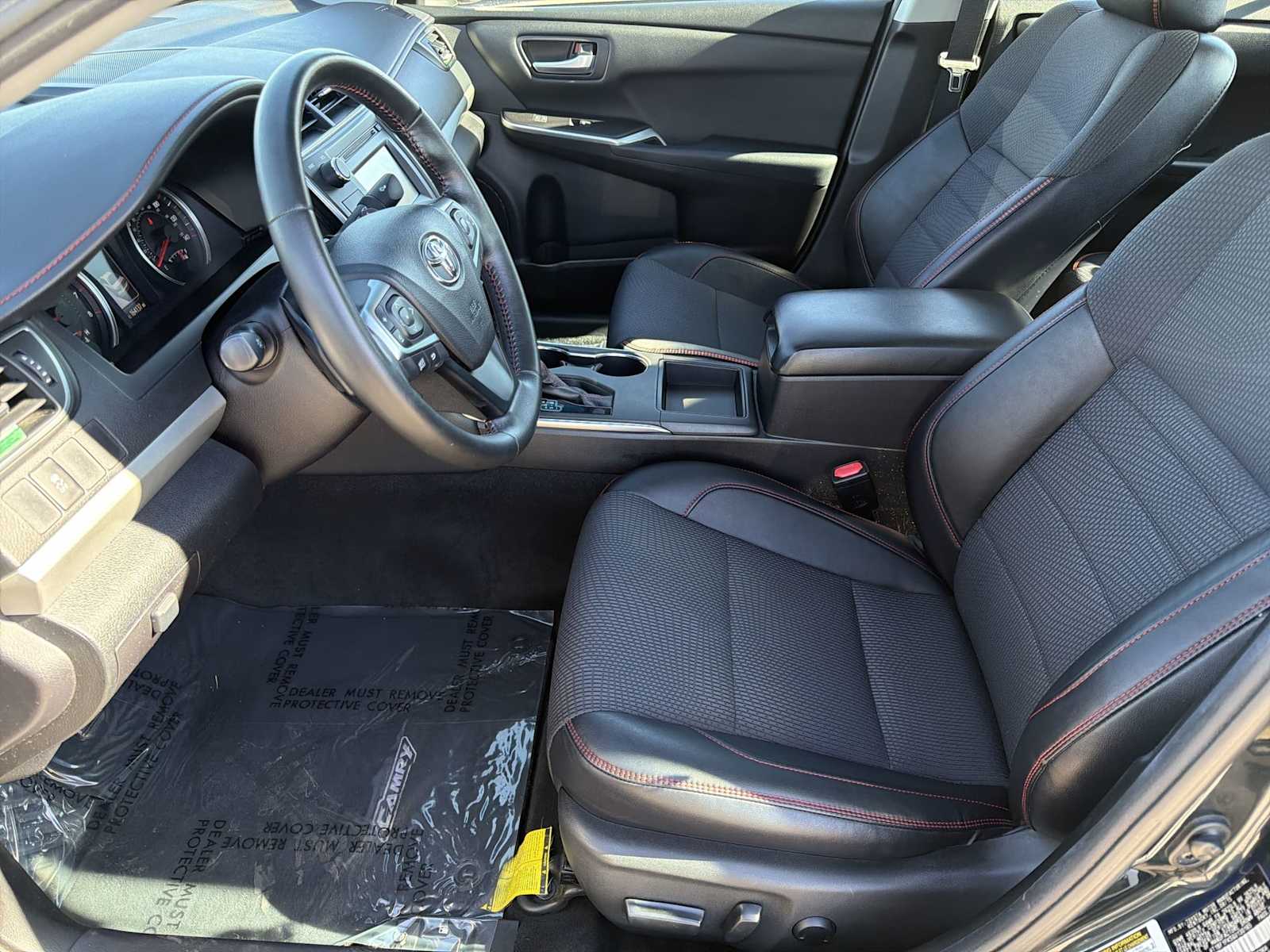 Thumbnail: 2016 Toyota Camry - 13