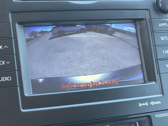 Thumbnail: 2014 Toyota Prius v - 26