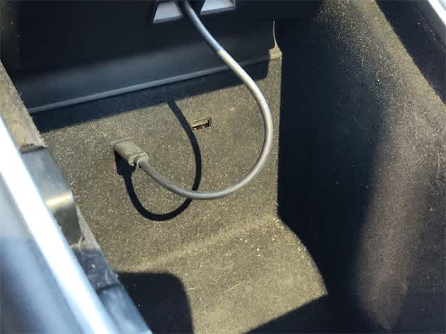 Thumbnail: 2020 Tesla Model Y - 25