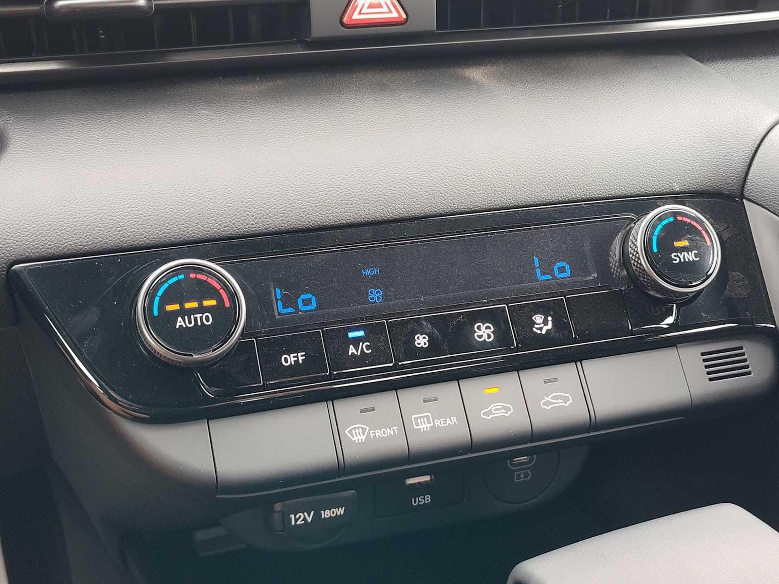 Thumbnail: 2025 Hyundai Elantra - 21