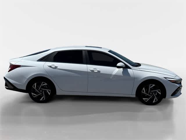 Thumbnail: 2025 Hyundai Elantra - 12