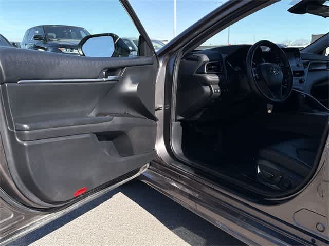 Thumbnail: 2023 Toyota Camry - 16