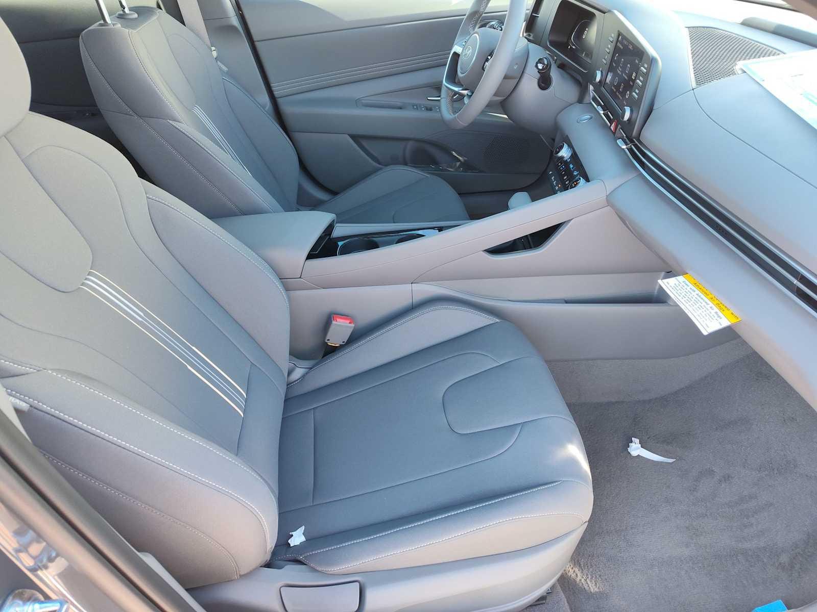 Thumbnail: 2026 Hyundai Elantra - 19