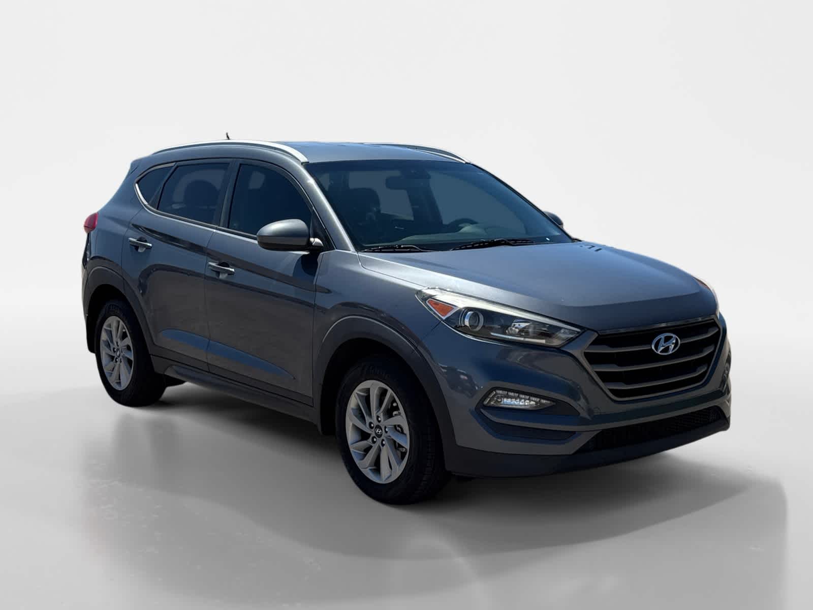 Thumbnail: 2016 Hyundai Tucson - 8