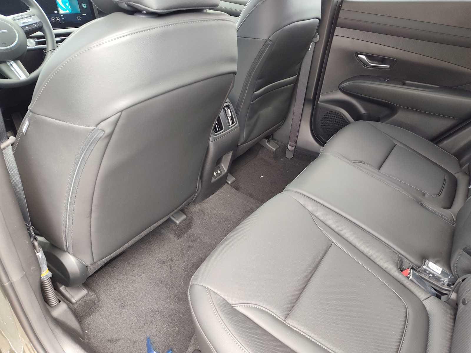 Thumbnail: 2025 Hyundai Tucson - 16