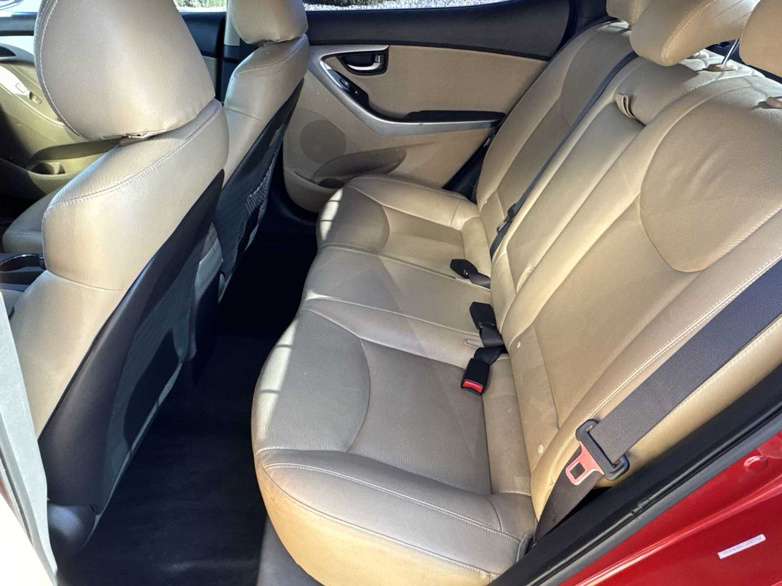 Thumbnail: 2012 Hyundai Elantra - 17