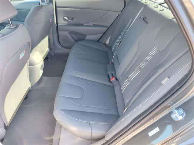 Thumbnail: 2026 Hyundai Elantra - 18