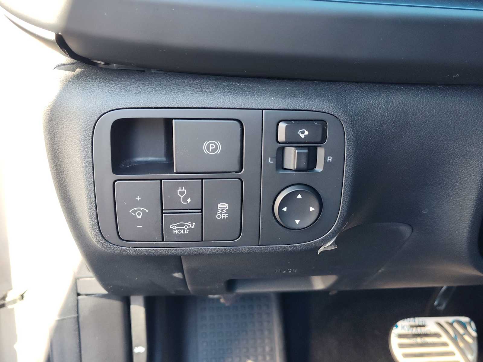 Thumbnail: 2024 Hyundai Ioniq 6 - 19