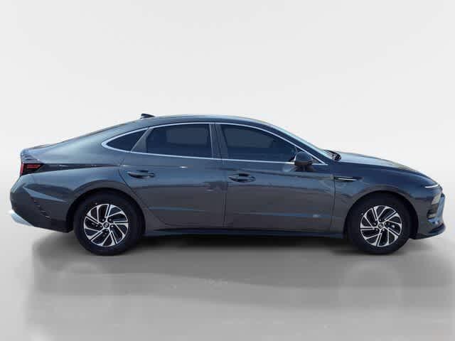 Thumbnail: 2026 Hyundai Sonata - 7
