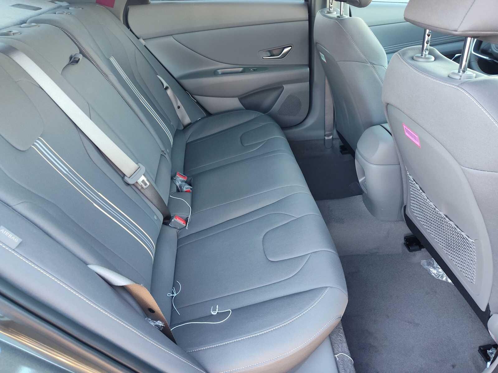 Thumbnail: 2026 Hyundai Elantra - 18