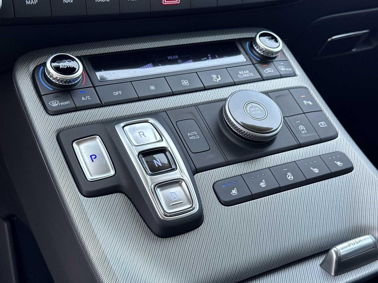 Thumbnail: 2025 Hyundai Palisade - 31