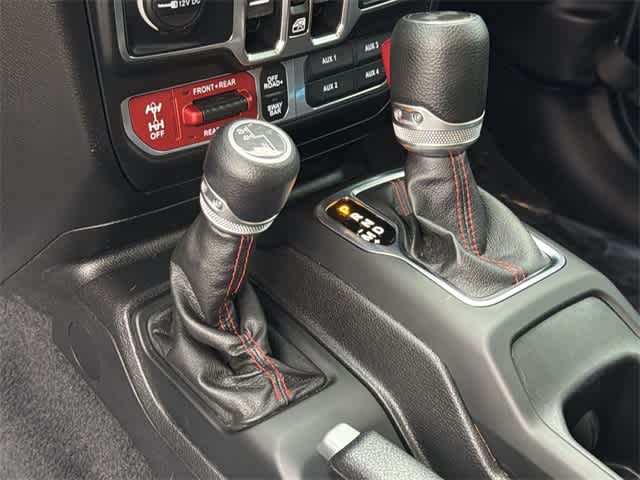 Thumbnail: 2021 Jeep Wrangler - 24