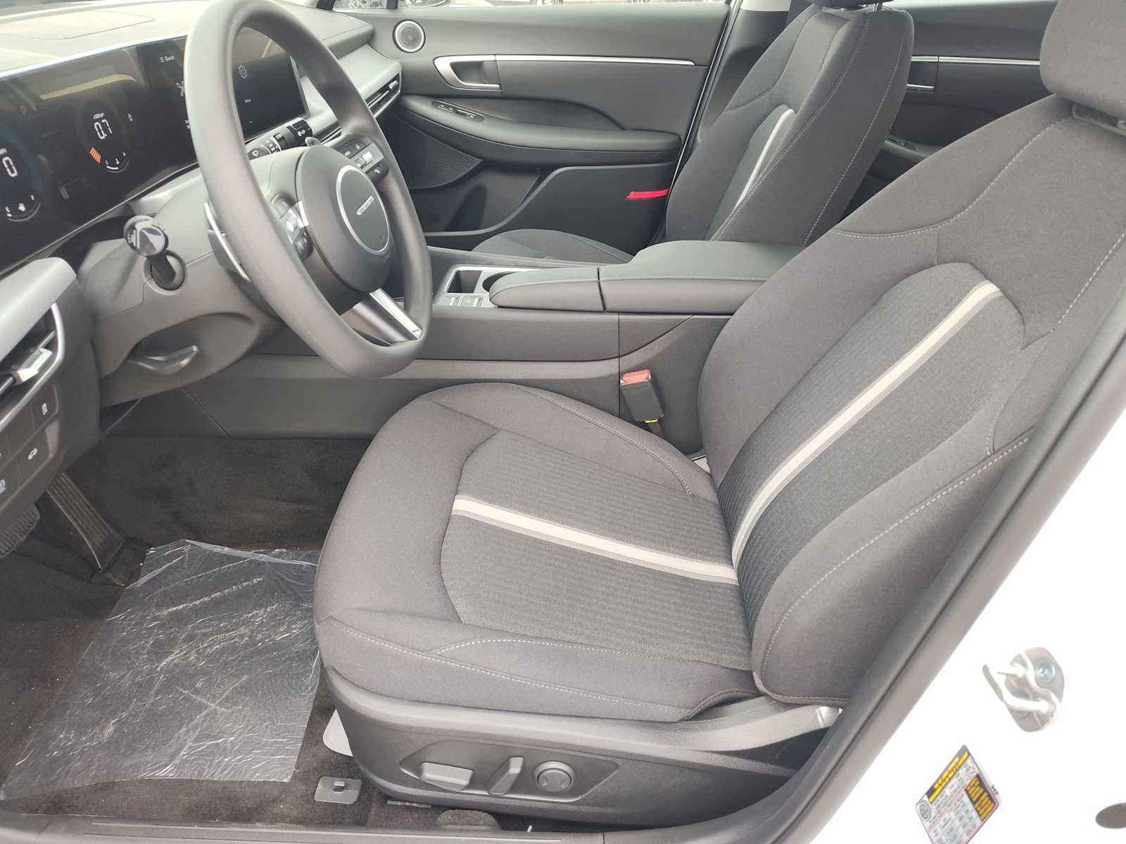 Thumbnail: 2025 Hyundai Sonata - 10