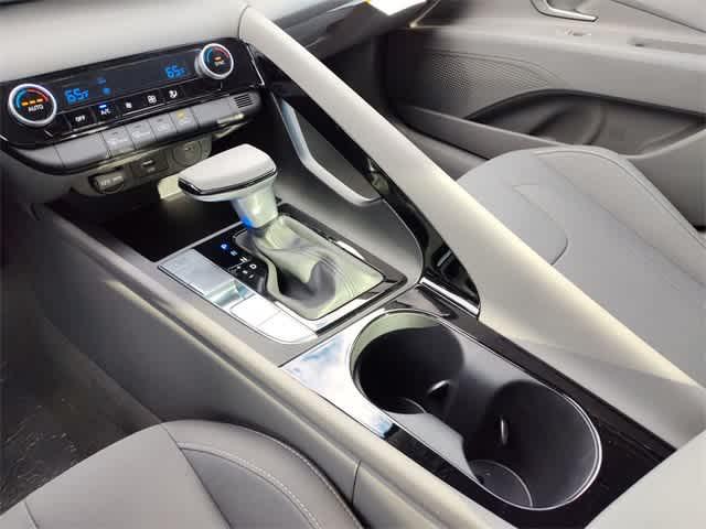 Thumbnail: 2026 Hyundai Elantra - 24