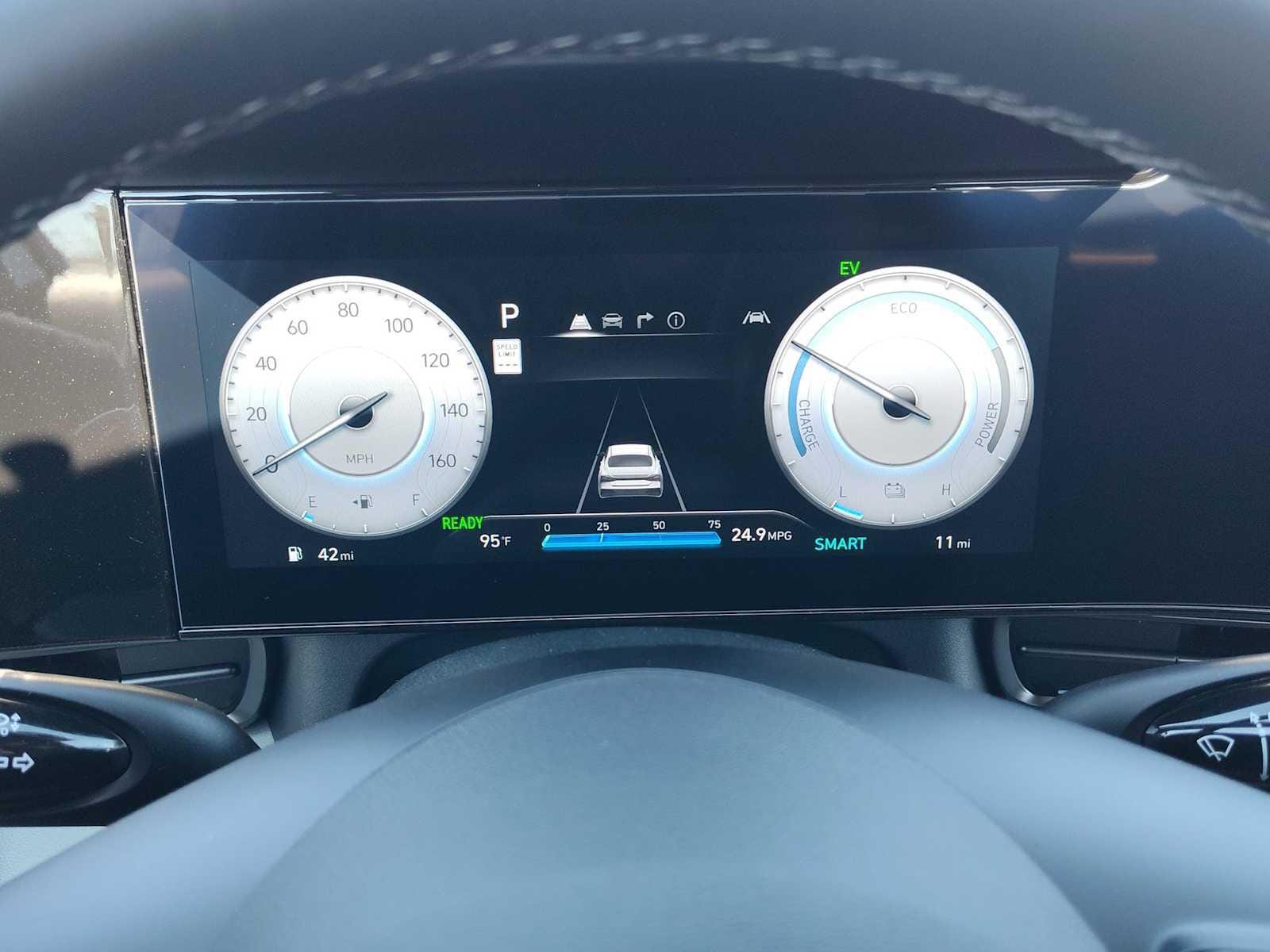 Thumbnail: 2025 Hyundai Elantra - 26