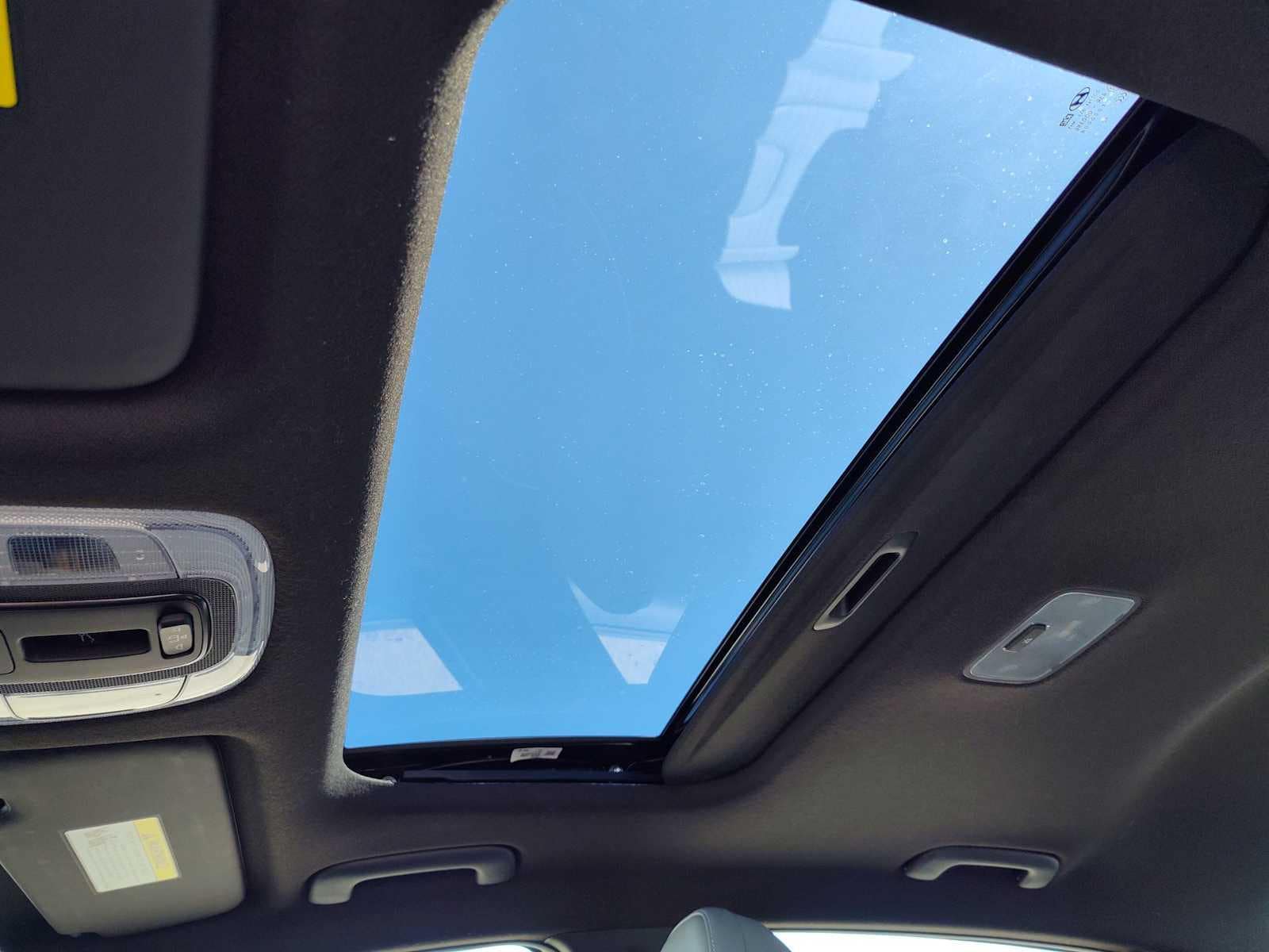 Thumbnail: 2025 Hyundai Elantra - 16