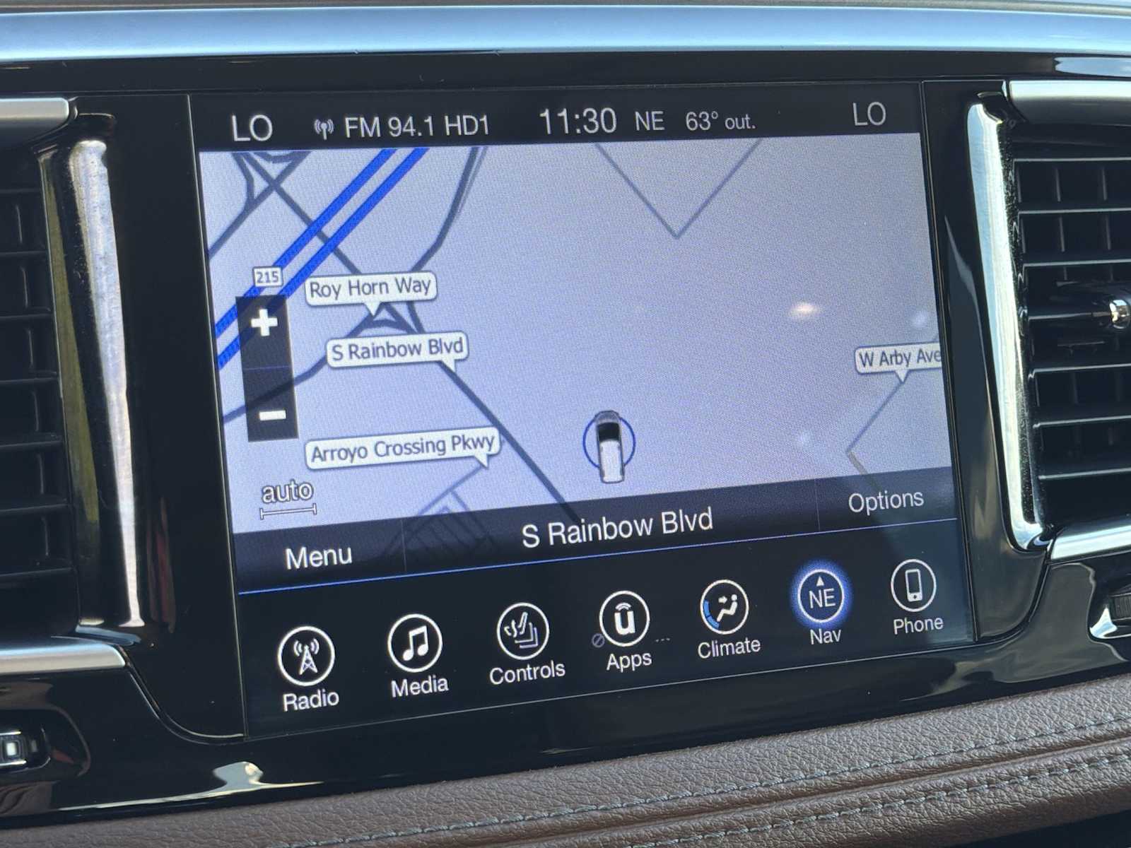 Thumbnail: 2017 Chrysler Pacifica - 23