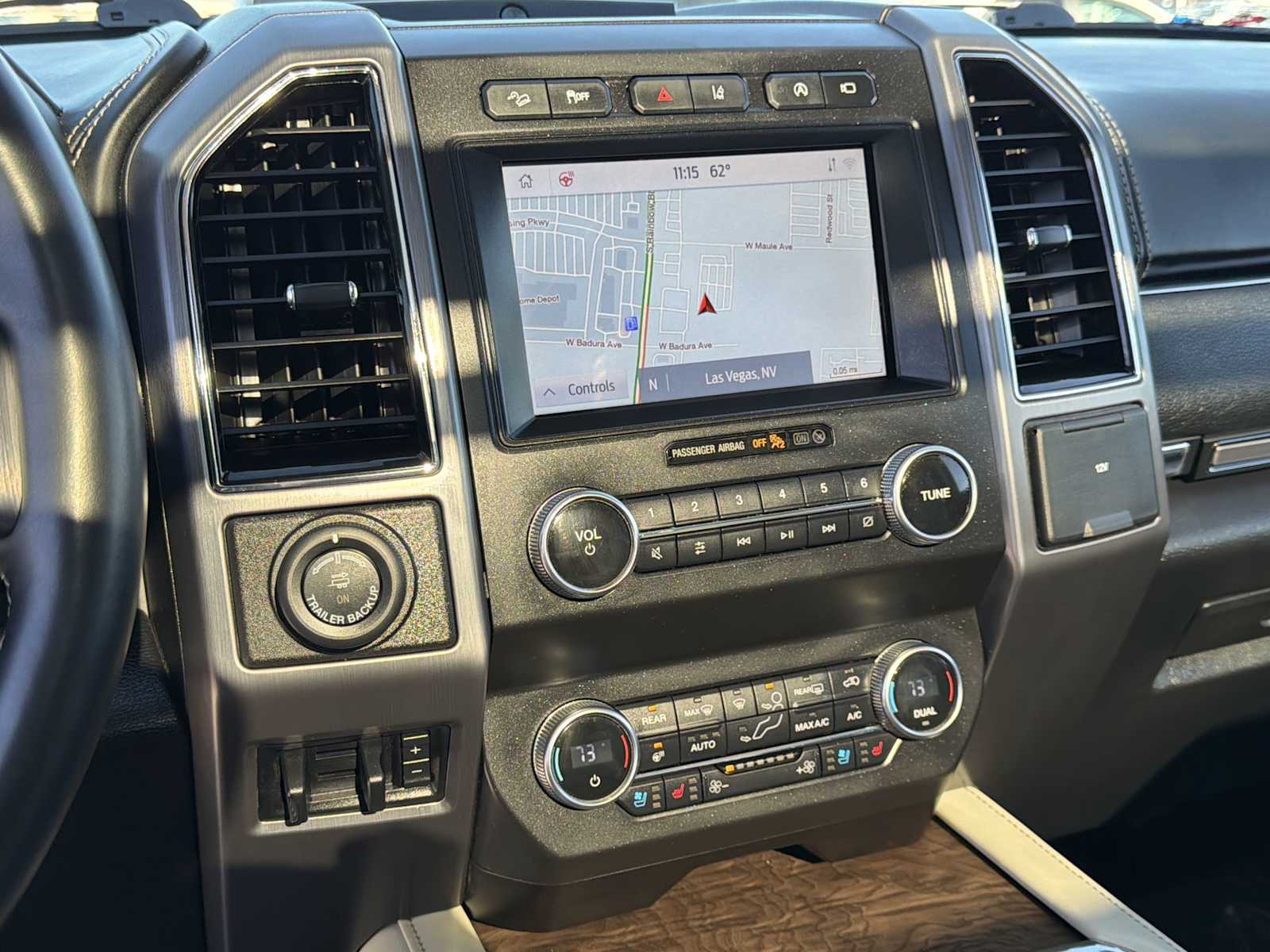 Thumbnail: 2021 Ford Expedition - 12