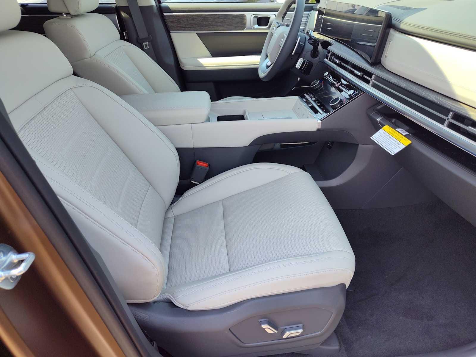 Thumbnail: 2025 Hyundai Santa Fe - 19