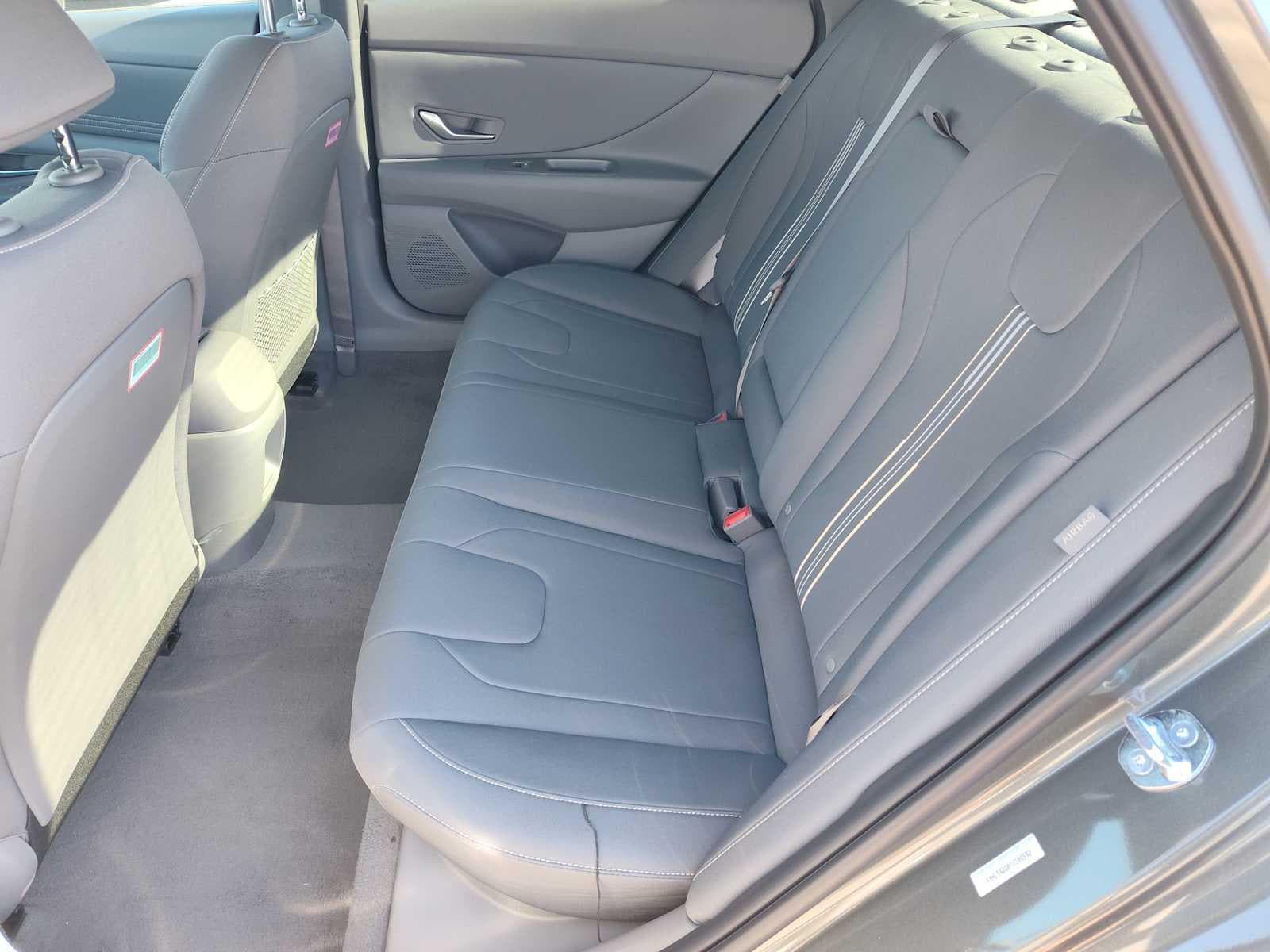 Thumbnail: 2026 Hyundai Elantra - 17