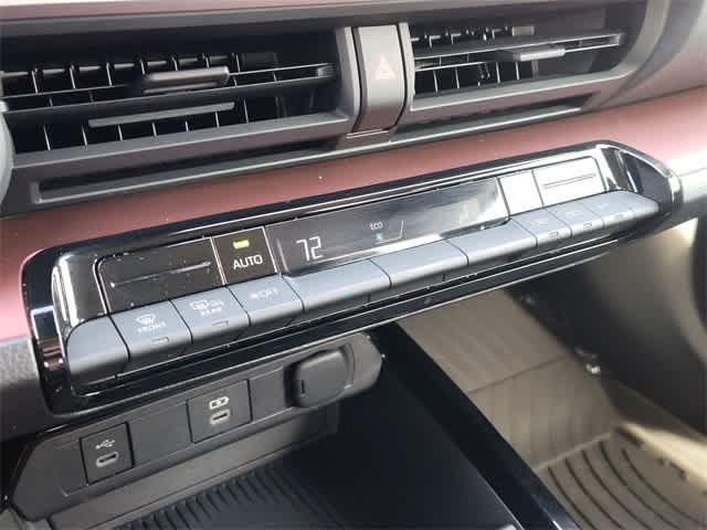 Thumbnail: 2024 Toyota Prius Prime - 21