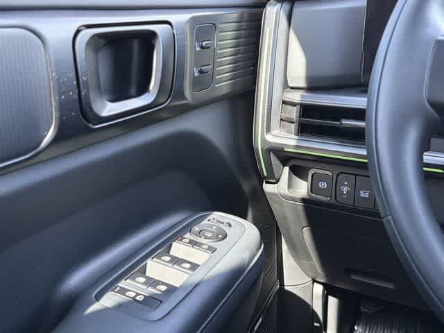 Thumbnail: 2025 Hyundai Santa Fe - 15