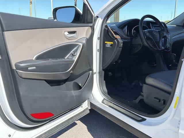 Thumbnail: 2018 Hyundai Santa Fe - 10