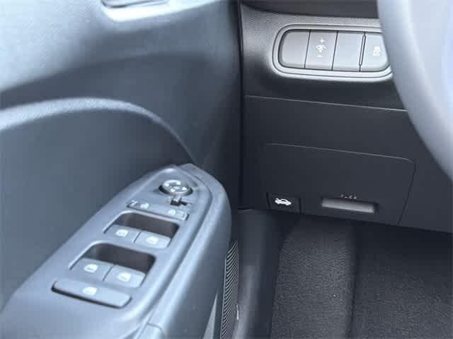 Thumbnail: 2026 Hyundai Venue - 14