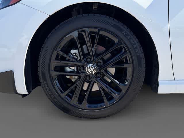 Thumbnail: 2025 Toyota Camry - 9