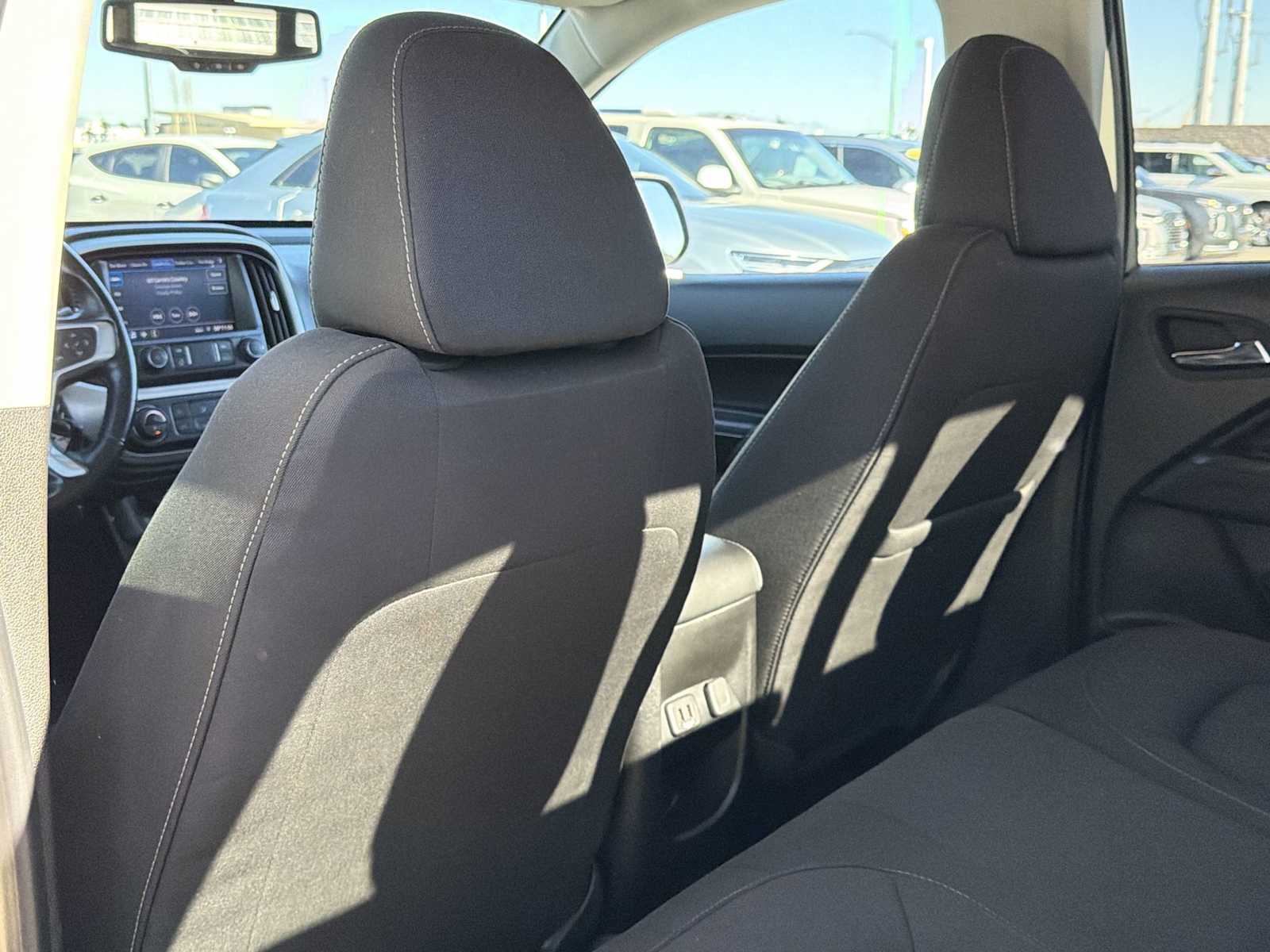 Thumbnail: 2022 GMC Canyon - 15