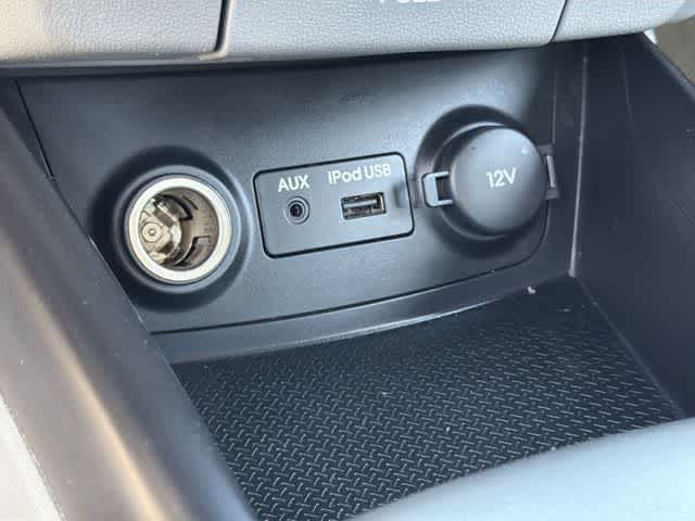 Thumbnail: 2010 Hyundai Elantra - 22