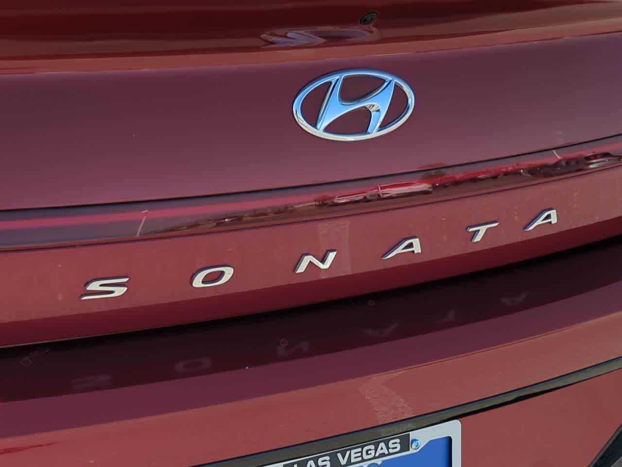 Thumbnail: 2023 Hyundai Sonata - 16