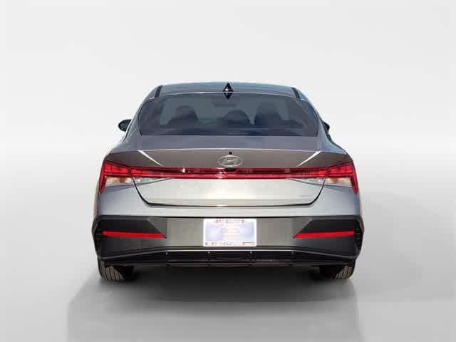 Thumbnail: 2026 Hyundai Elantra - 4