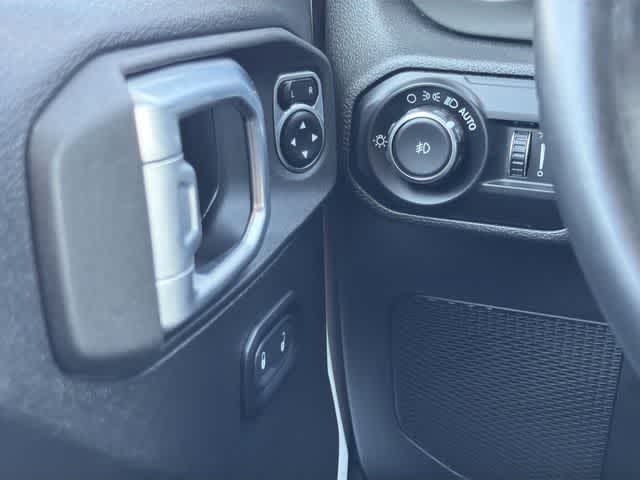 Thumbnail: 2021 Jeep Wrangler - 14