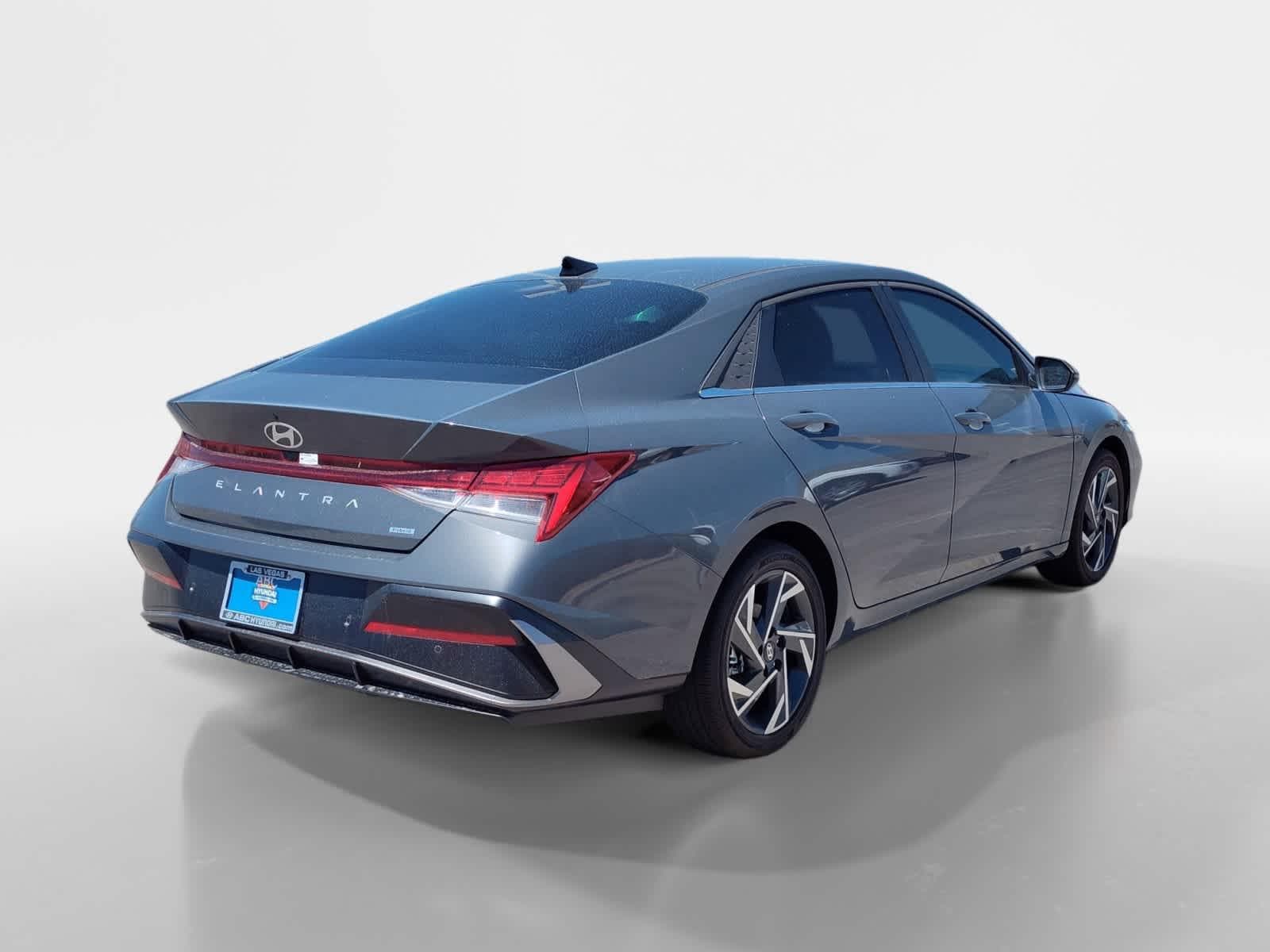 Thumbnail: 2024 Hyundai Elantra - 5