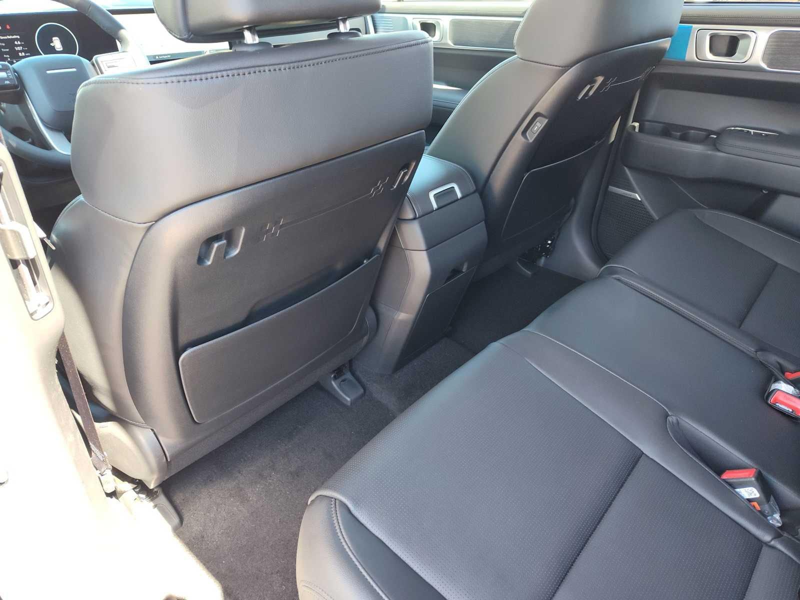 Thumbnail: 2026 Hyundai Santa Fe - 15