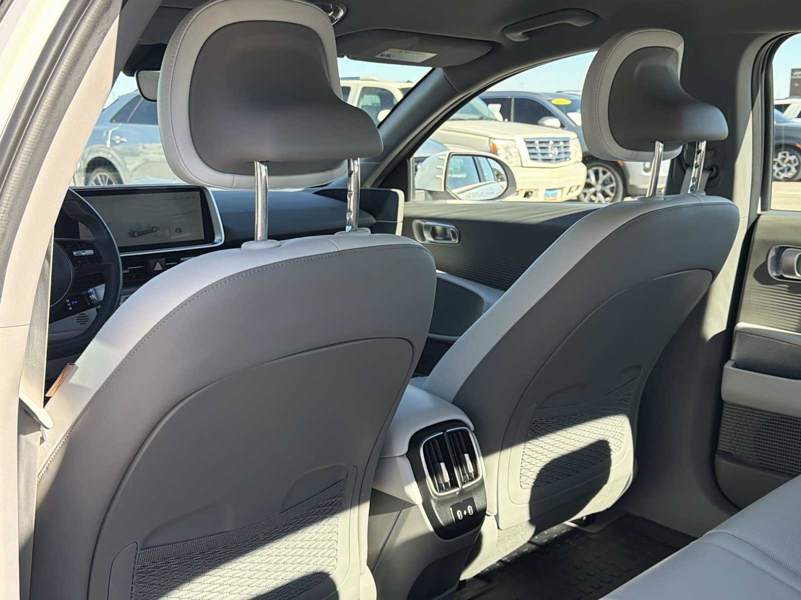 Thumbnail: 2024 Hyundai Ioniq 6 - 20