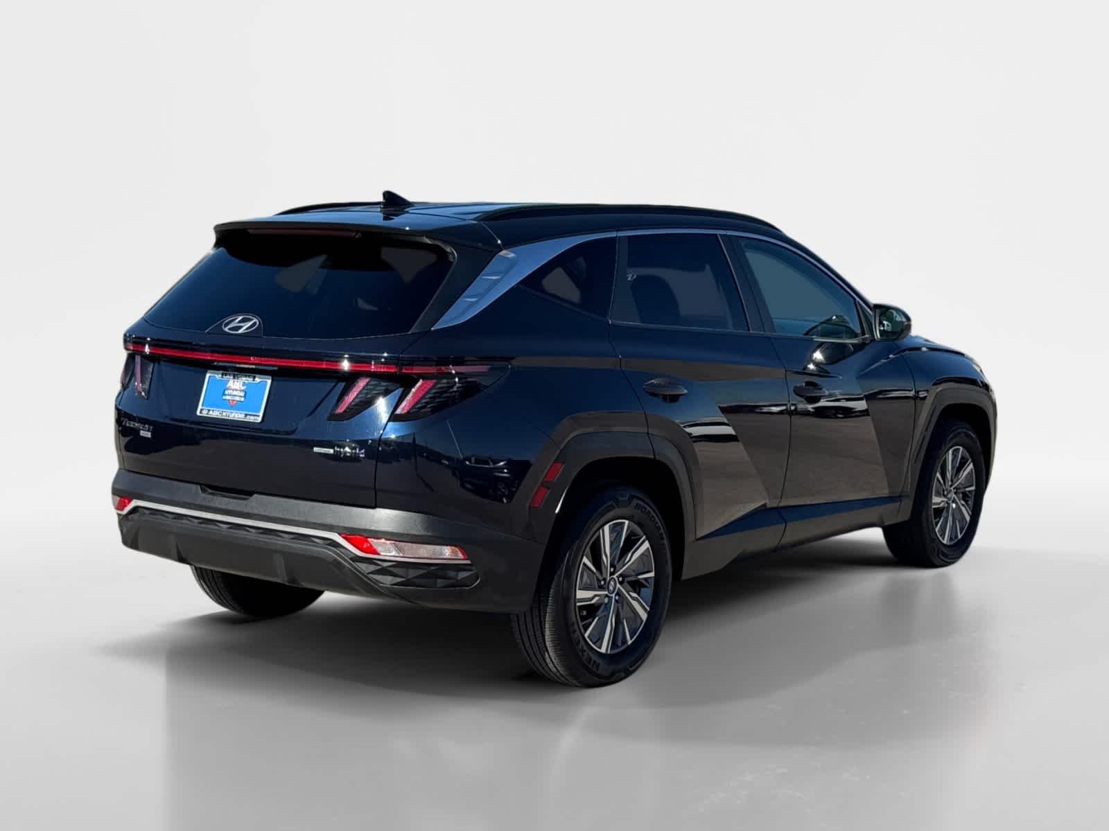 Thumbnail: 2022 Hyundai Tucson - 5