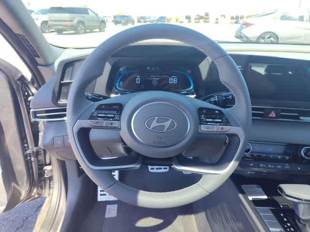 Thumbnail: 2026 Hyundai Elantra - 21