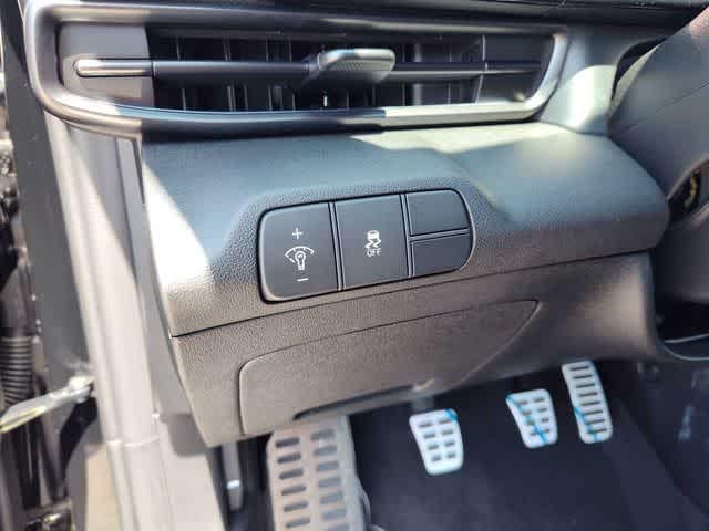 Thumbnail: 2025 Hyundai Elantra - 15