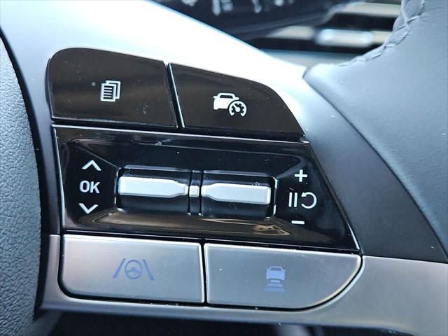 Thumbnail: 2025 Hyundai Elantra - 23