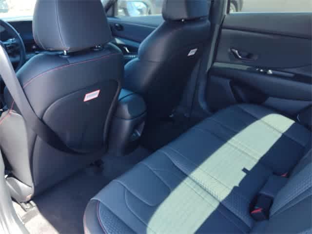 Thumbnail: 2025 Hyundai Elantra - 16