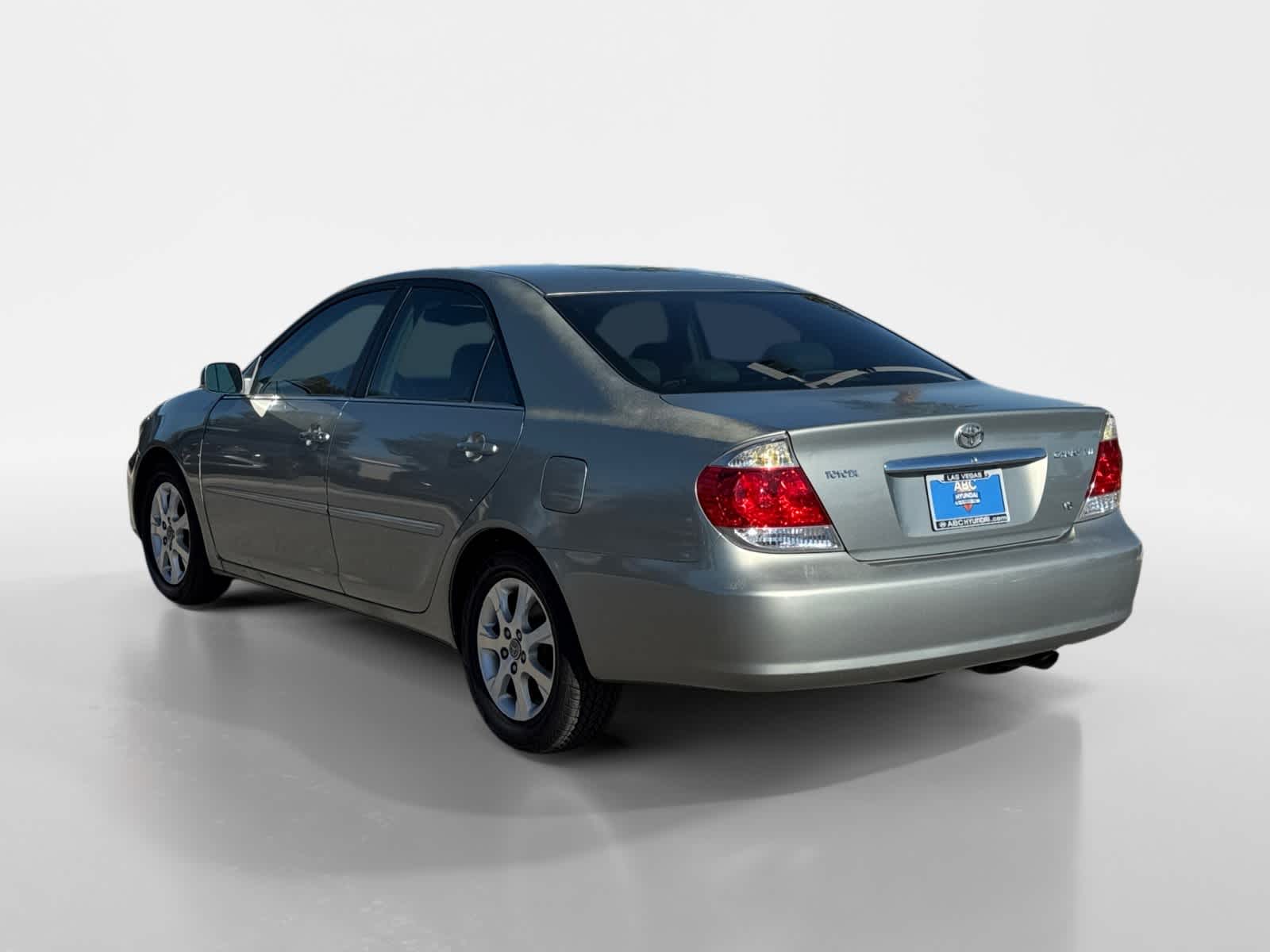 Thumbnail: 2005 Toyota Camry - 3