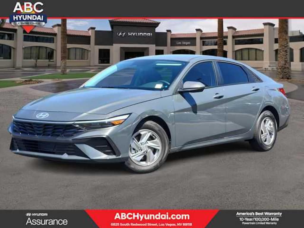 New 2026 Hyundai Elantra SE Sedan
