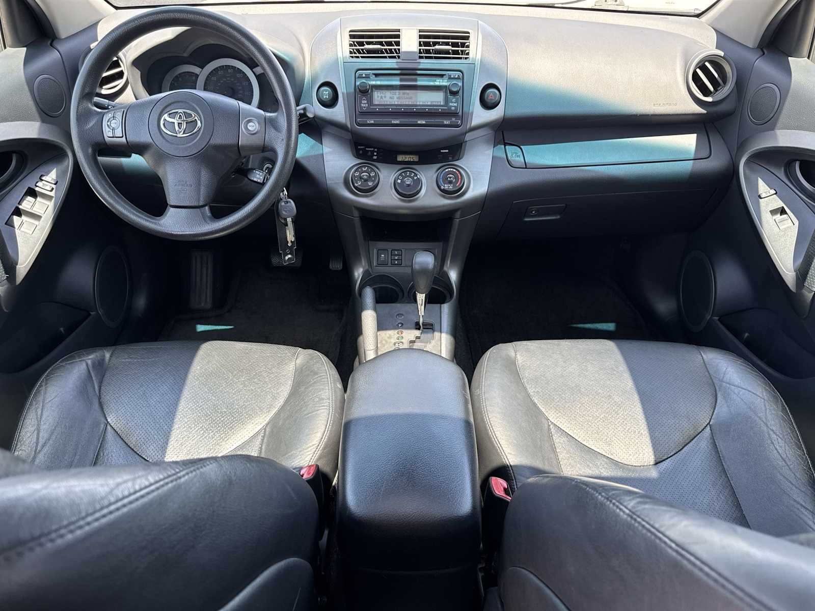 Thumbnail: 2012 Toyota RAV4 - 12