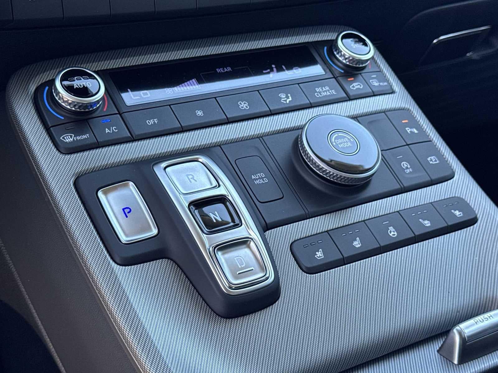 Thumbnail: 2025 Hyundai Palisade - 25