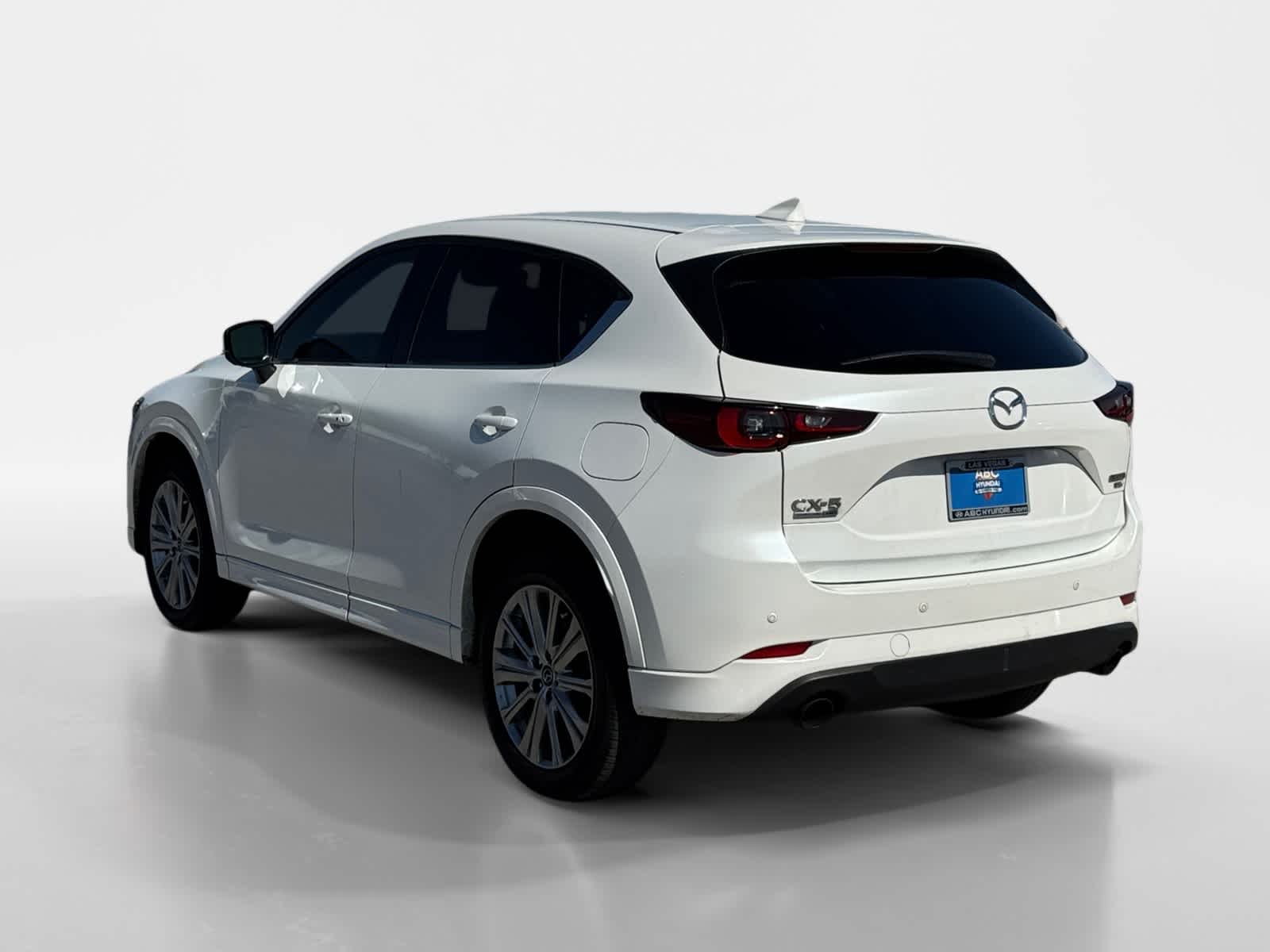 Thumbnail: 2022 Mazda CX-5 - 3