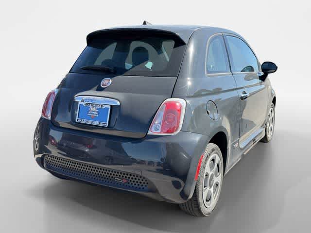 Thumbnail: 2016 Fiat 500e - 3
