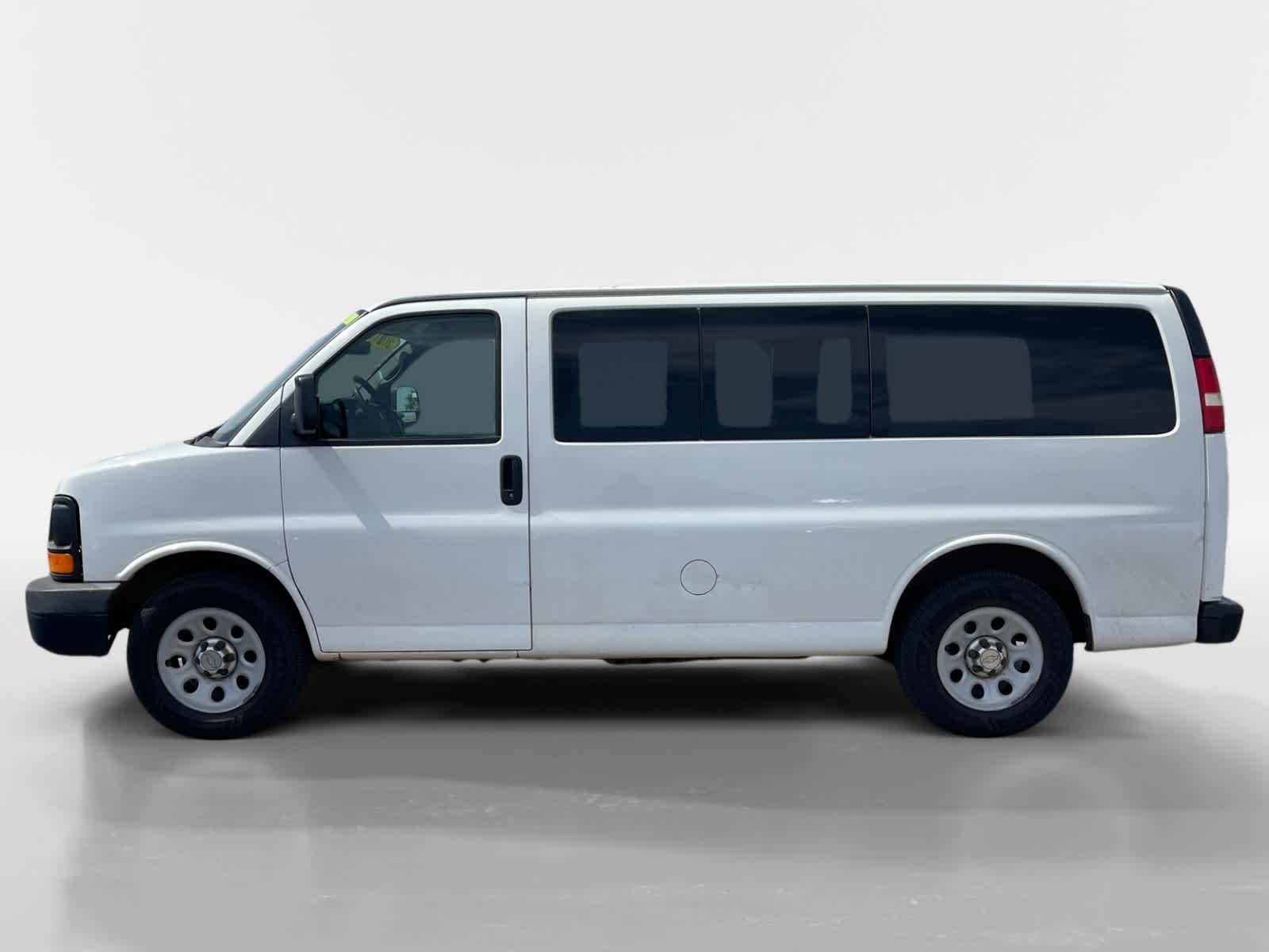 2014 Chevrolet Express 1500 LS 2
